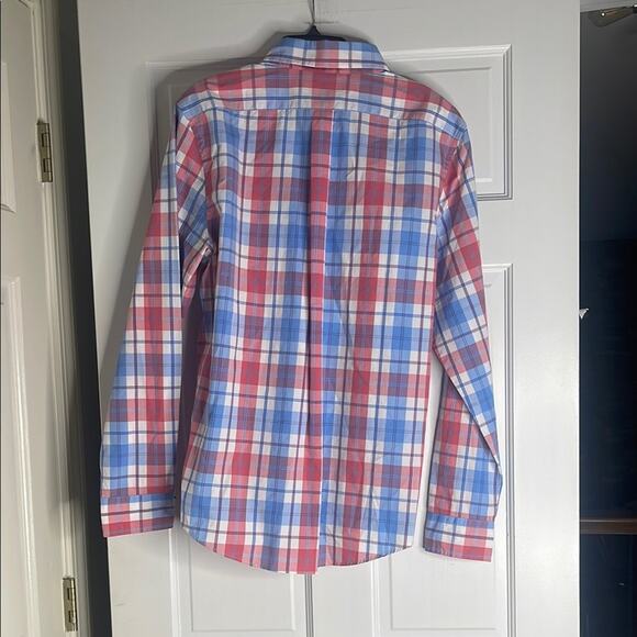 Vineyard Vines Red and Blue Plaid Casual Shirt. NWT.  Medium - Picture 5 of 5